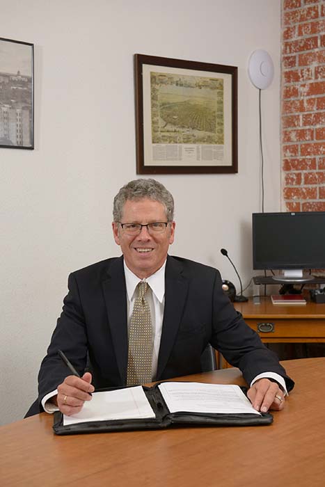 Personal injury attorney - Bart Melhop, Esq., Of Counsel